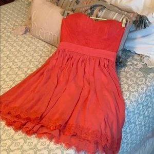 ModCloth Minuet strapless dress